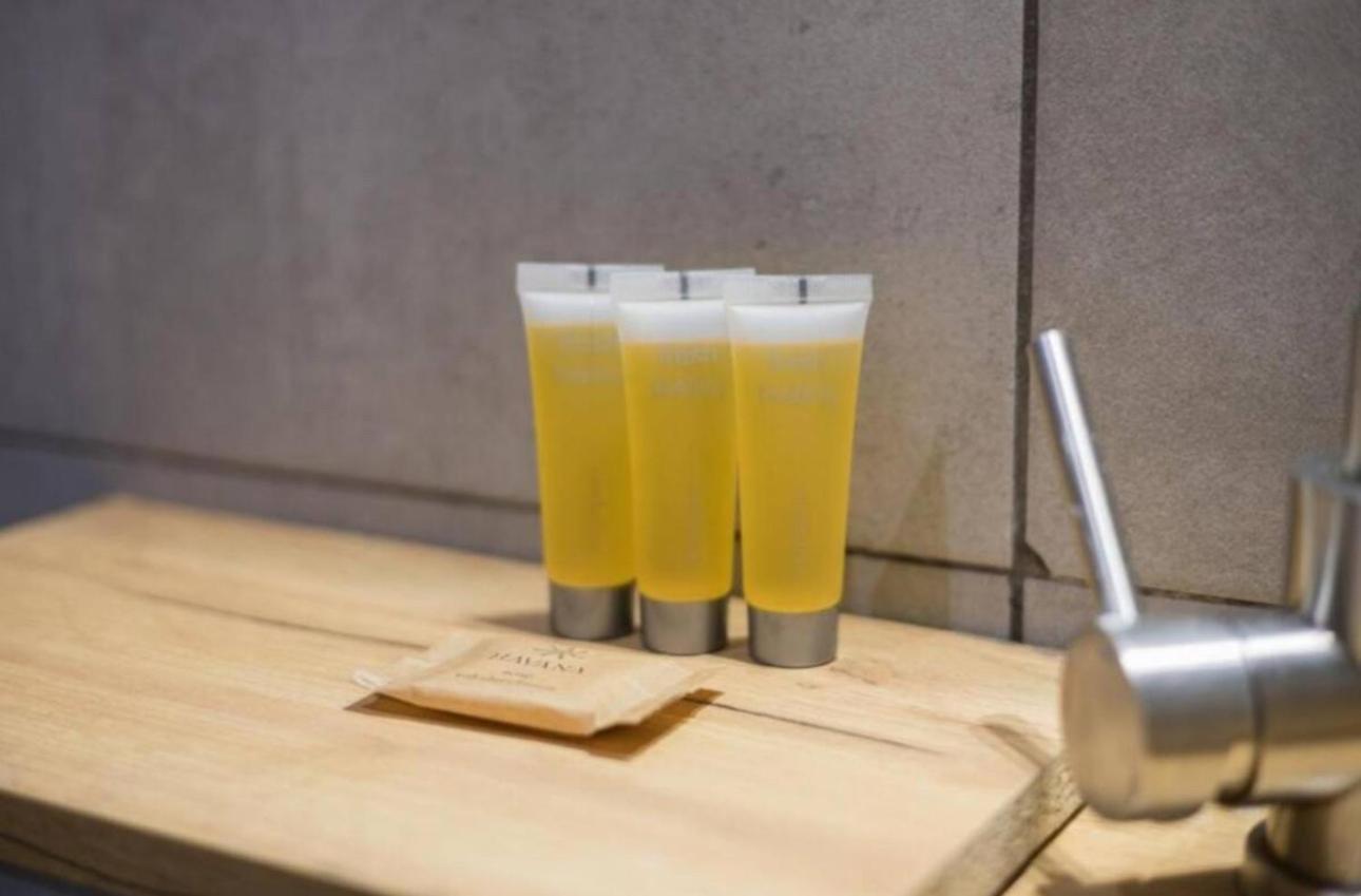 Shiraz Trio Apartament Warsaw Ngoại thất bức ảnh